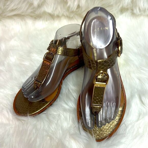 AERIN | Leather T-Strap Good Snake shin Sandals - Picture 2 of 11